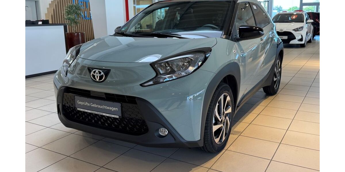 Toyota Aygo (X) 4.934 km 21.499 &euro; Bruchsal 76646