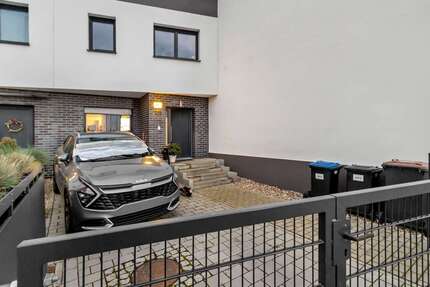 Haus zum Mieten in Halle 1.600 € 155 m² 5 zimmer