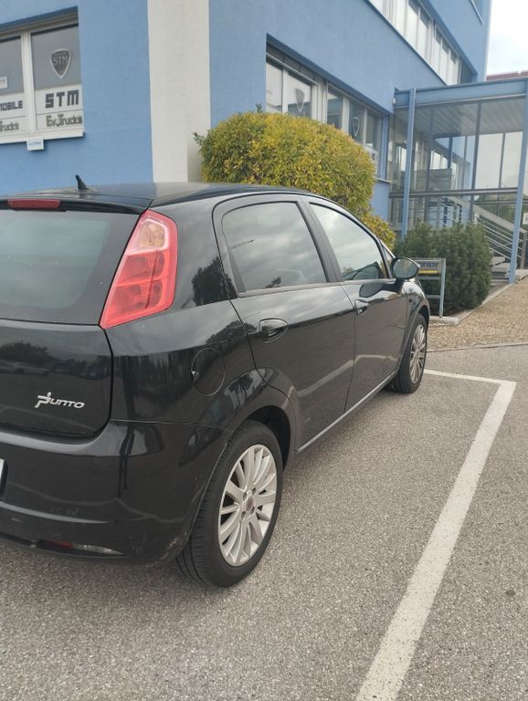 Fiat Punto 209.300 km 1.500 € München 80807