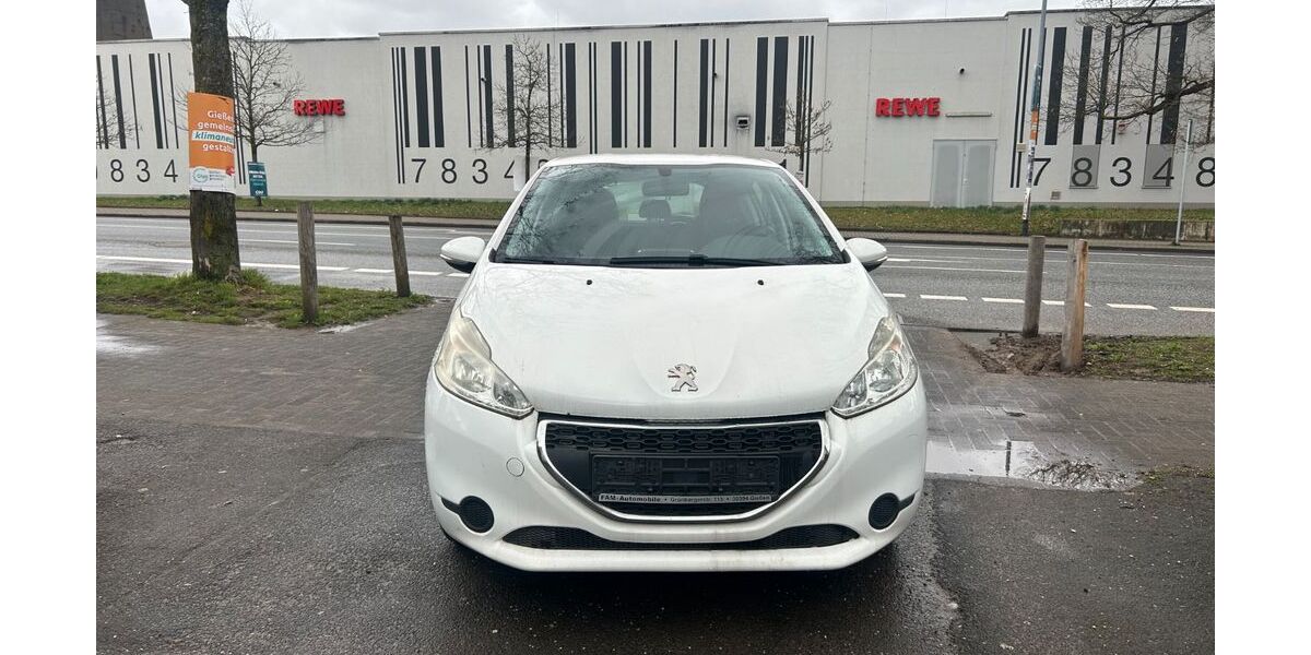 Peugeot 208 160.000 km 3.200 &euro; Giessen 35394
