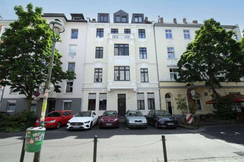 Wohnung zum Kaufen in Düsseldorf 245.000 € 45.15 m²