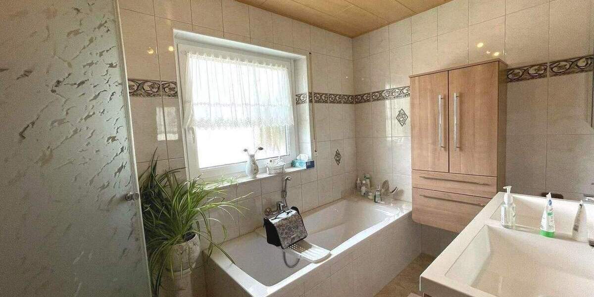 Etagenwohnung Rietheim-Weilheim Rietheim - 4 Zimmer, 107 m&sup2;, 230.000&euro; | Angebot:26512875