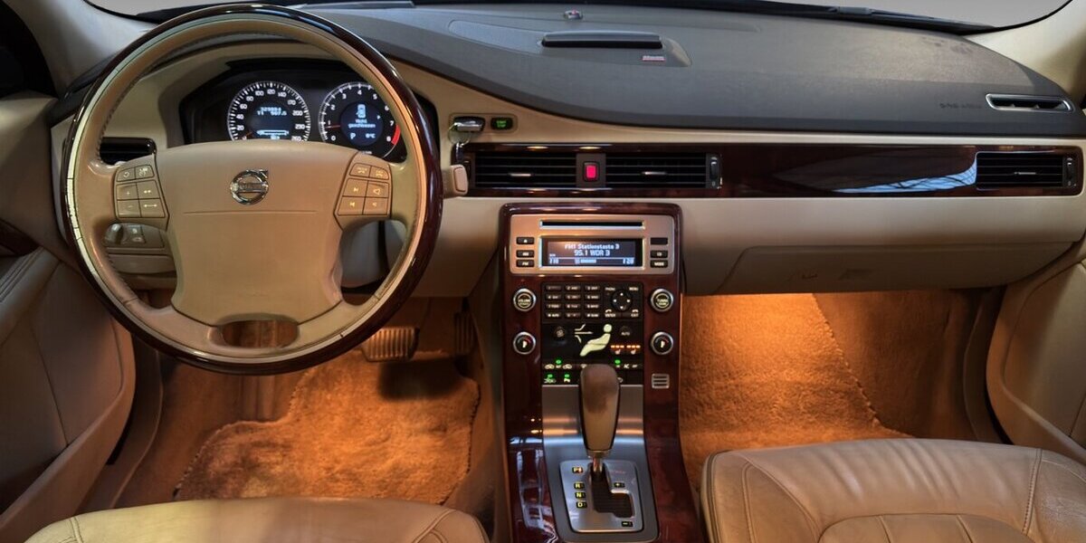 Volvo S80 3.2 Executive Autom Leder StdHz Memory Glasdac 329.081 km 6.200 &euro; Wuppertal 42327