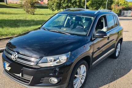 VW Tiguan 185.500 km 7.999 € Rottenburg-Ergenzingen 72108