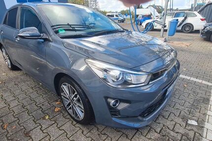 Kia Rio 25.534 km 15.390 € Remscheid 42855