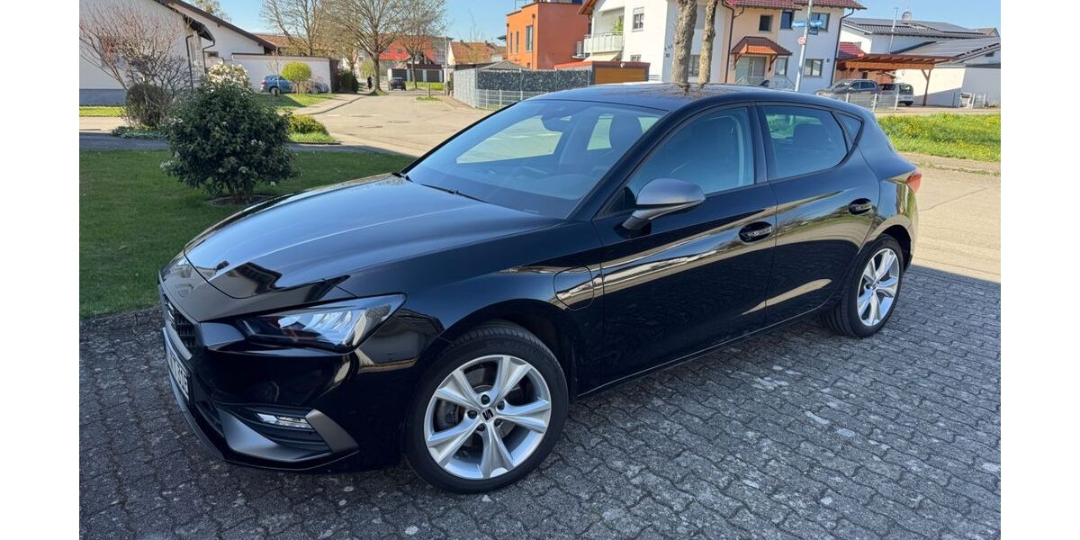 Seat Leon 43.500 km 21.500 &euro; Volkertshausen 78269