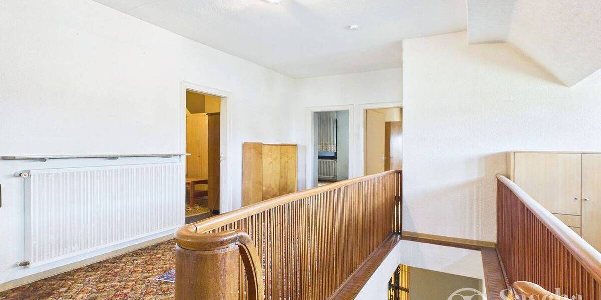 Wohnen mit Weitblick - Großzügiges Anwesen auf weitläufigem Grundstück in Elversberg - Einfamilienhaus Spiesen-Elversberg Spiesen | Angebot:26930946
