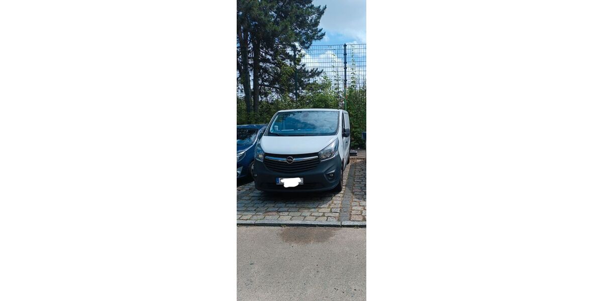 Opel Vivaro 115.000 km 11.900 &euro; berlin 12105