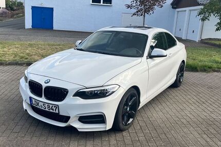 BMW 228