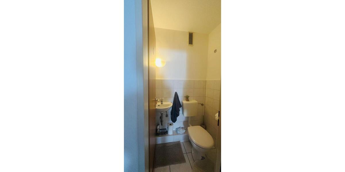 Dachgeschoßwohnung Köln Porz - 3 Zimmer, 80 m&sup2;, 244.000&euro; | Angebot:26762715