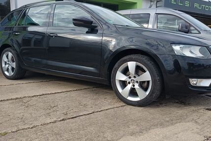 Skoda Octavia 99.000 km 12.490 € Gera 07551
