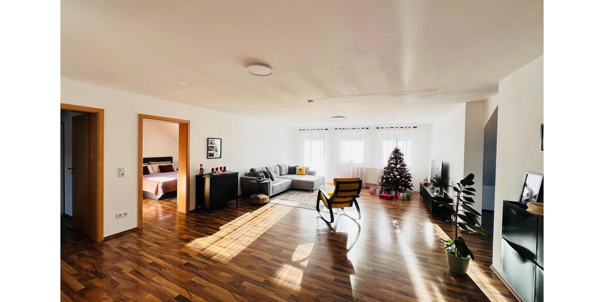 Dachgeschoßwohnung Schwabach - 3 Zimmer, 104 m&sup2;, 349.900&euro; | Angebot:26096963