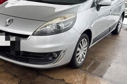 Renault Megane 220.365 km 4.000 &euro; BIELEFELD 33699