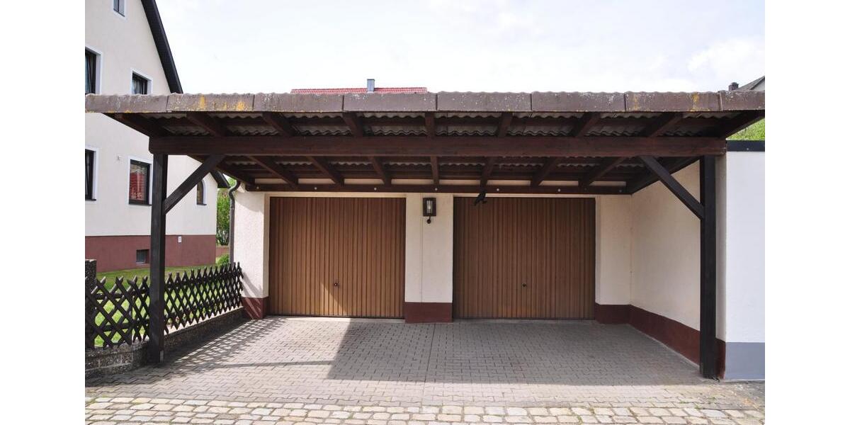 Wunderschönes, renoviertes Einfamilienhaus in Stadtrandlage 7 zimmer