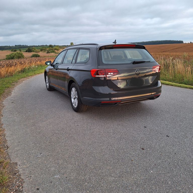 VW Passat Variant 136.000 km 16.999 € Stavenhagen 17153