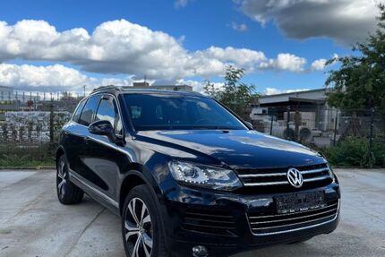 VW Touareg 211.000 km 10.999 € Potsdam 14478