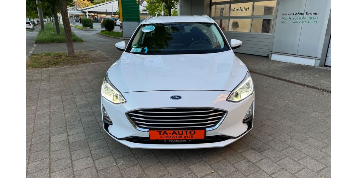 Ford Focus 139.212 km 8.499 &euro; Esslingen am Neckar 73733