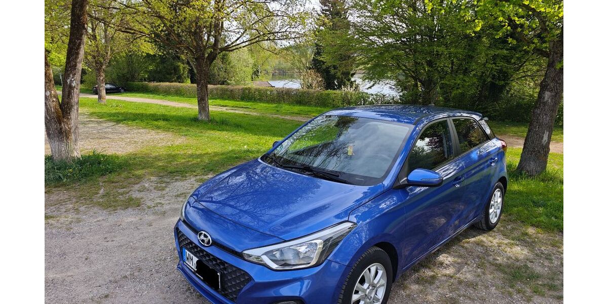 Hyundai i20 45.500 km 10.950 &euro; Weilheim 82362