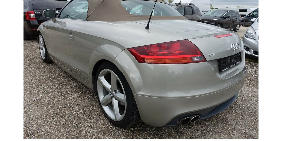 Audi TT 2.0 TFSI Roadster Navi+ Bi-Xenon el. Windschott 179.800 km 8.950 &euro; Neumarkt/OPf 92318