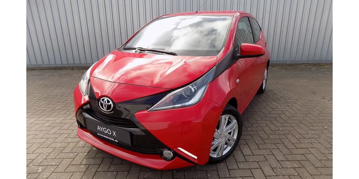 Toyota Aygo (X) 44.073 km 8.890 &euro; Ribnitz-Damgarten 18311