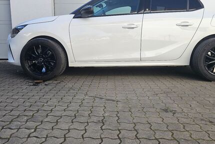 Opel Corsa 45.000 km 15.800 &euro; Unterschneidheim/Unterwilflingen 73485