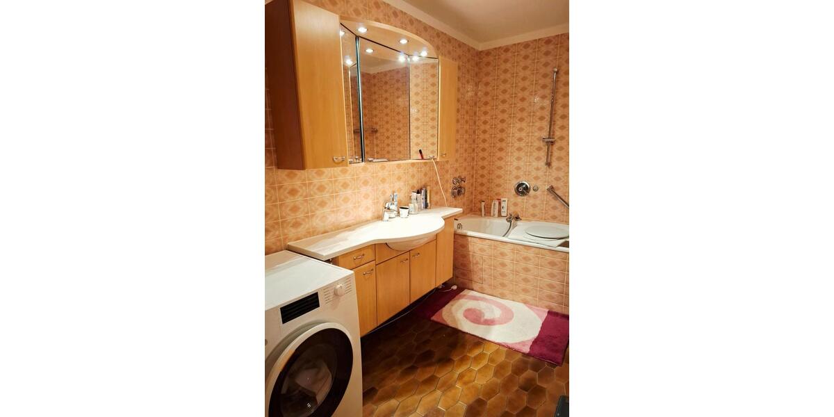 Erdgeschoßwohnung Weinheim - 3.5 Zimmer, 111 m&sup2;, 365.000&euro; | Angebot:27092111