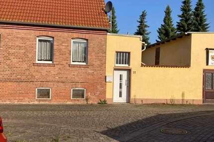 Haus Bernburg (Saale) - 5 Zimmer, 90 m&sup2;, 59.000&euro; | Angebot:26139875