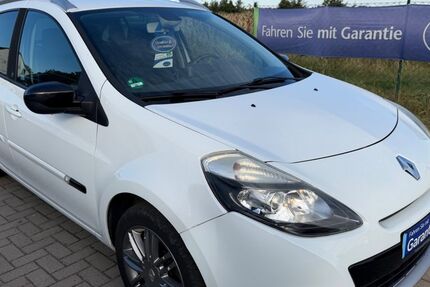 Renault Clio 92.791 km 4.499 &euro; Wismar 23970