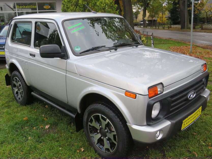 Lada Niva 12.413 km 18.750 € Michendorf 14552