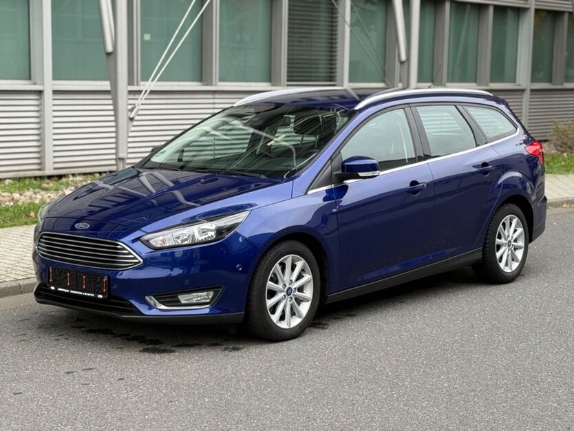 Ford Focus 33.000 km 13.999 € Rüsselsheim 65428