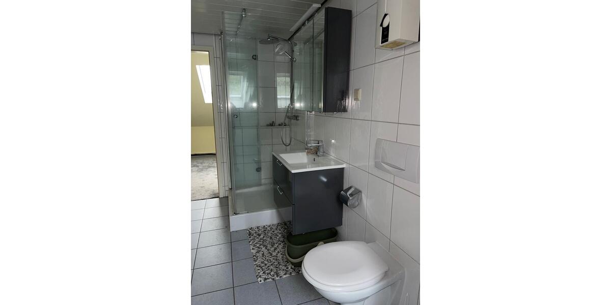 Dachgeschoßwohnung Merzig - 3.5 Zimmer, 65 m&sup2;, 800&euro; | Angebot:26549987
