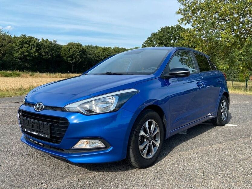 i20