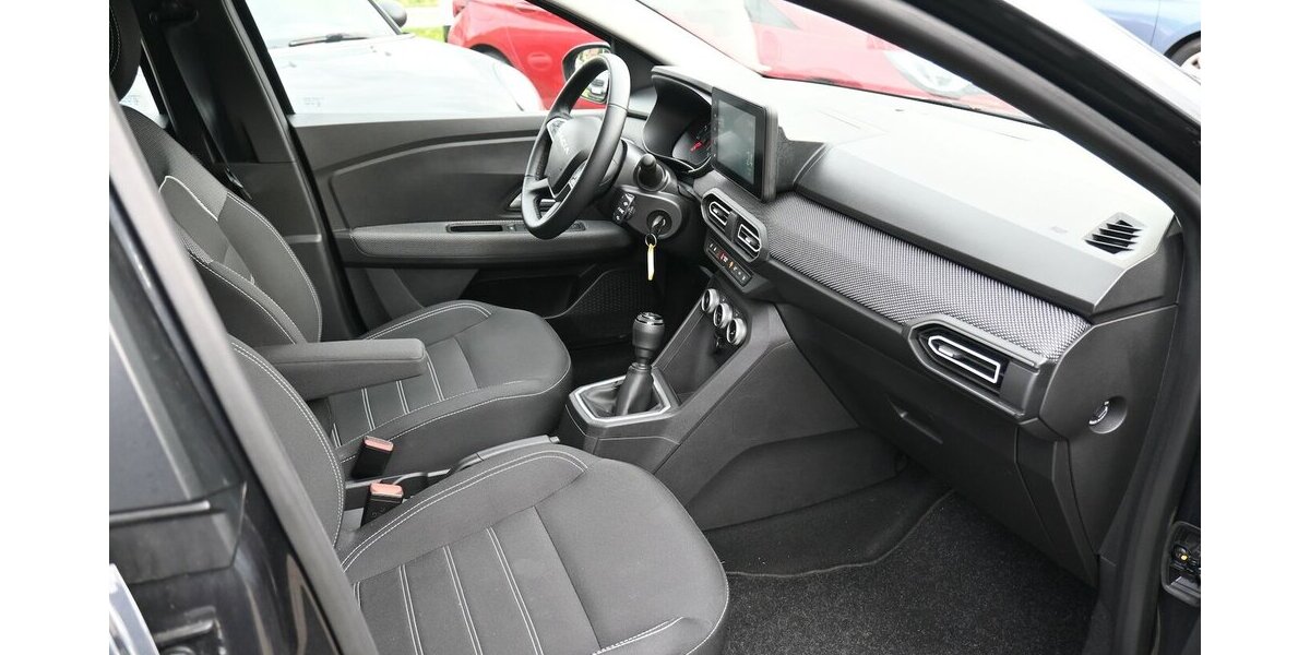 Dacia Sandero III 90 TCE *Expression* NaviApCarPlay 68.000 km 11.900 &euro; Seevetal - Hittfeld 21218