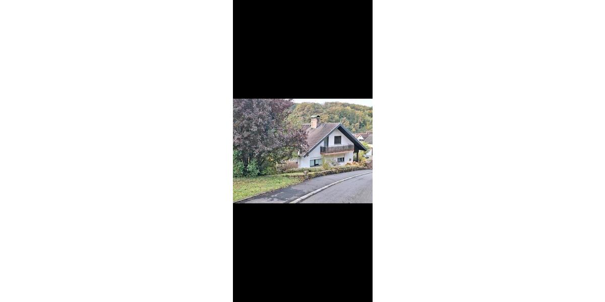 Erdgeschoßwohnung Wertheim - 3 Zimmer, 106 m&sup2;, 895&euro; | Angebot:26341253