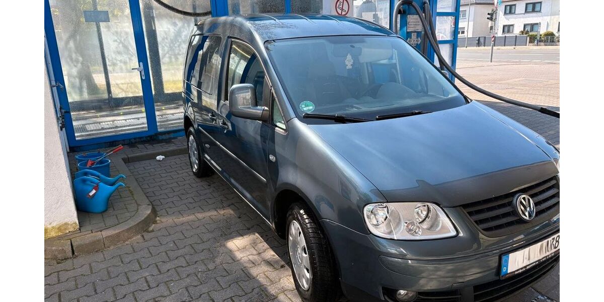 VW Caddy 252.000 km 2.300 &euro; Offenbach Am Main 63065