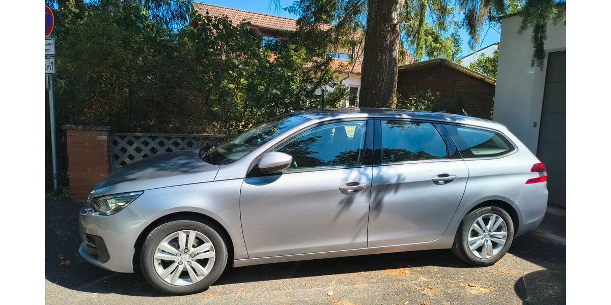 Peugeot 308 60.500 km 9.999 &euro; Uttenreuth 91080