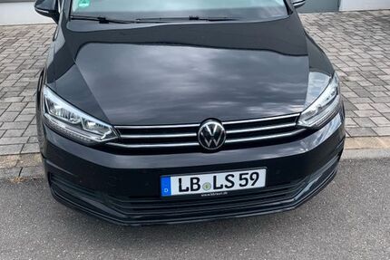 VW Touran 131.500 km 22.100 &euro; Erligheim 74391