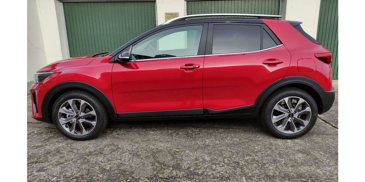Kia Stonic 37.000 km 18.300 &euro; Köln 50735