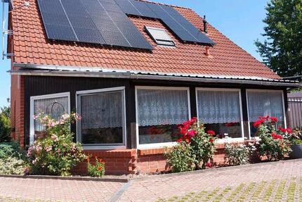 Gepflegtes Einfamilienhaus mit viel Platz für Mensch und Tier in 5 zimmer