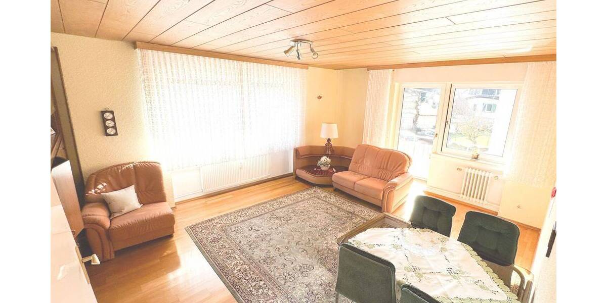 Etagenwohnung Baden-Baden Ebersteinburg - 3 Zimmer, 83 m&sup2;, 250.000&euro; | Angebot:26433519