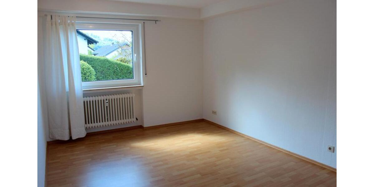 Erdgeschoßwohnung Rotenburg an der Fulda - 2 Zimmer, 67 m&sup2;, 550&euro; | Angebot:26322089