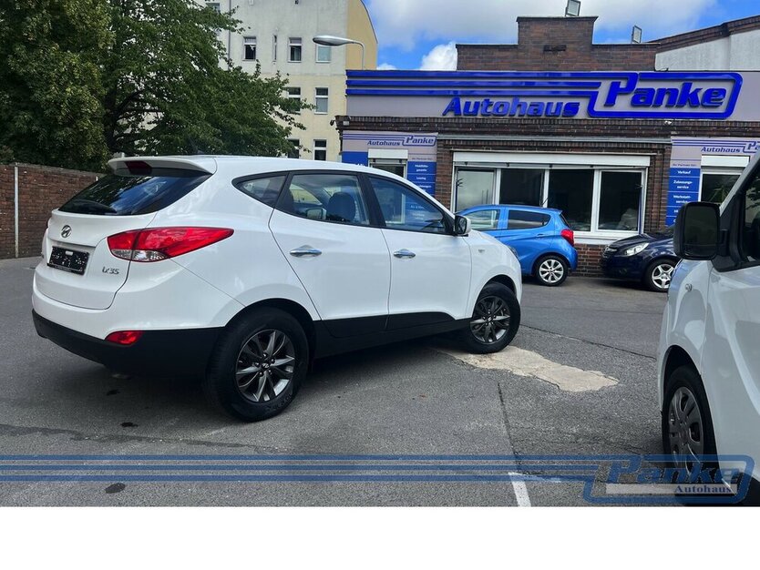 Hyundai ix35 Comfort 2WD*Phone*SHZ*Tempo*Tempo*2-Hand* 162.954 km 9.480 € Berlin 13187