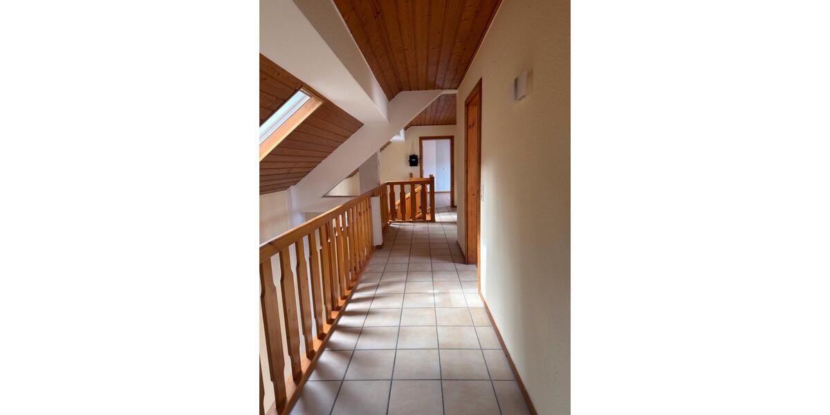 Maisonettenwohnung Badem - 5 Zimmer, 135 m&sup2;, 1.000&euro; | Angebot:26394064