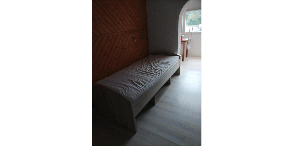 WG Zimmer möbliert! 1 zimmer