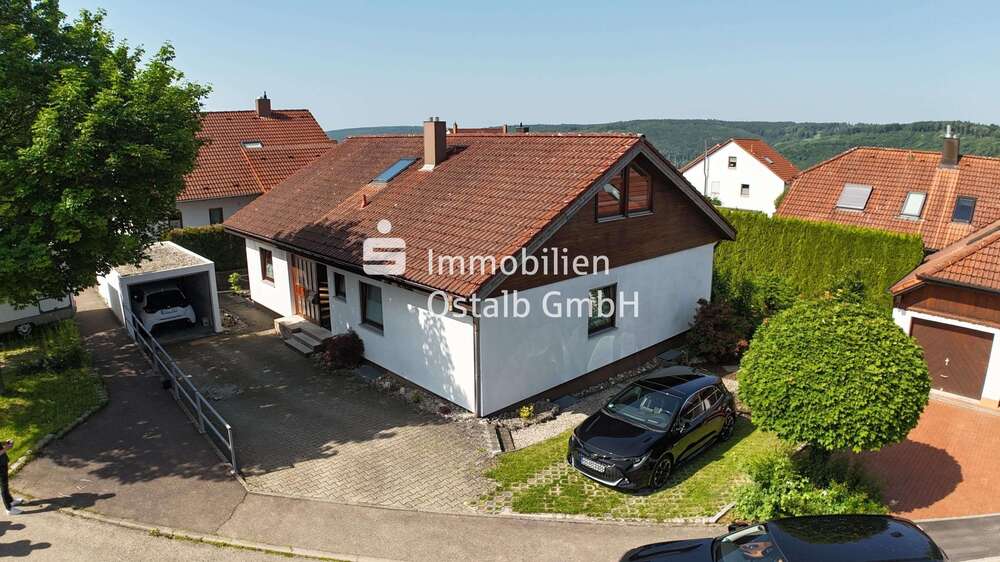 Haus zum Kaufen in Oberkochen 415.000 € 150 m² 7 zimmer