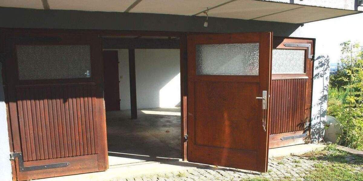 Etagenwohnung Waltershausen - 4 Zimmer, 106 m&sup2;, 199.000&euro; | Angebot:25780389