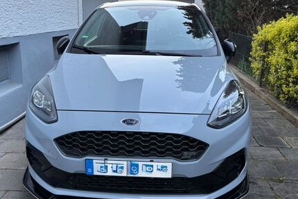 Ford Fiesta 98.000 km 13.900 &euro; Münster 64839