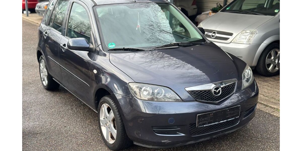 Mazda 2 121.000 km 2.499 &euro; Essen 45326
