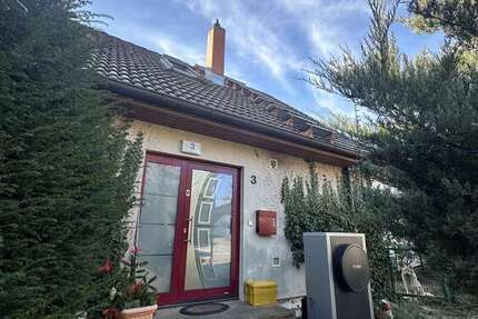 Haus Neunkirchen - 5 Zimmer, 120 m&sup2;, 1.100&euro; | Angebot:27332175