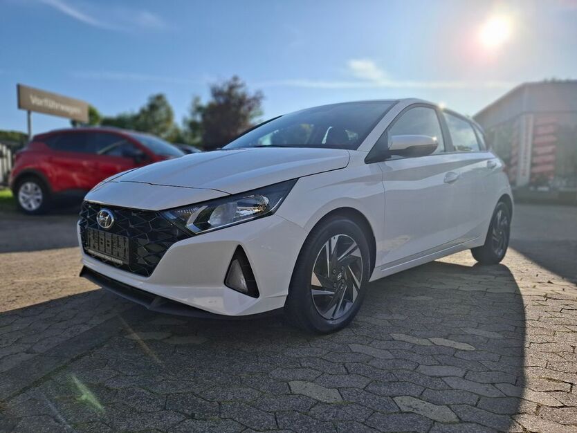i20